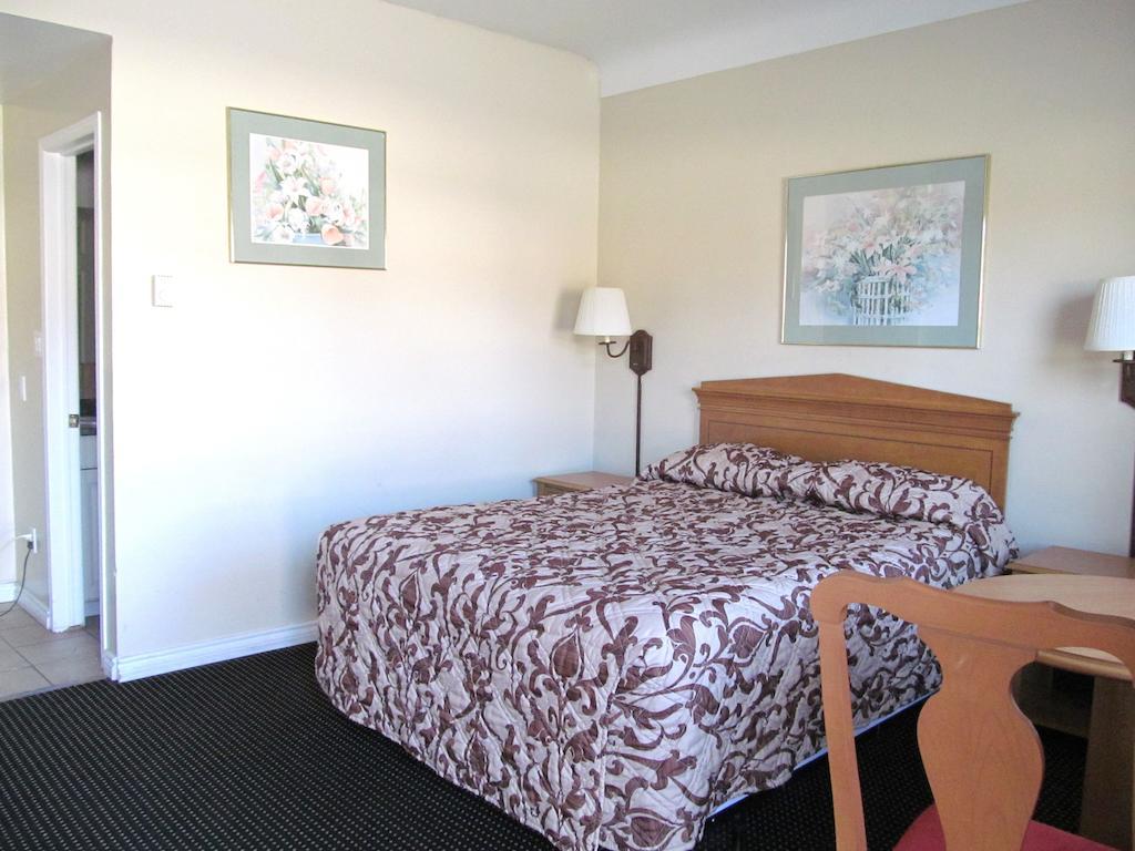 Knights Inn London Ontario Esterno foto
